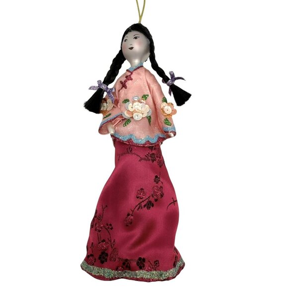 Ladies With Elegance 8" Glass Ornament Asian Geisha Girl Embellished Dress - Picture 2 of 6